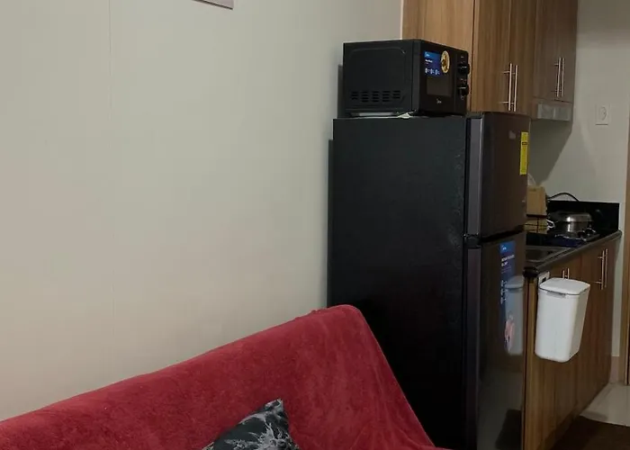 Bare Staycation Проживание в семье *